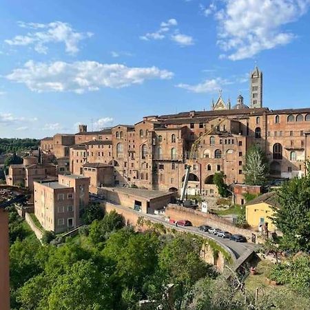Appartamento A Due Passi Dal Duomo Siena Exteriör bild